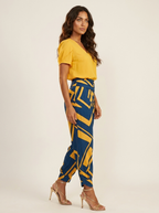 Tweedelige set met V-hals top en broek