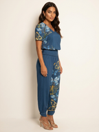 Tweedelige set met V-hals top en broek