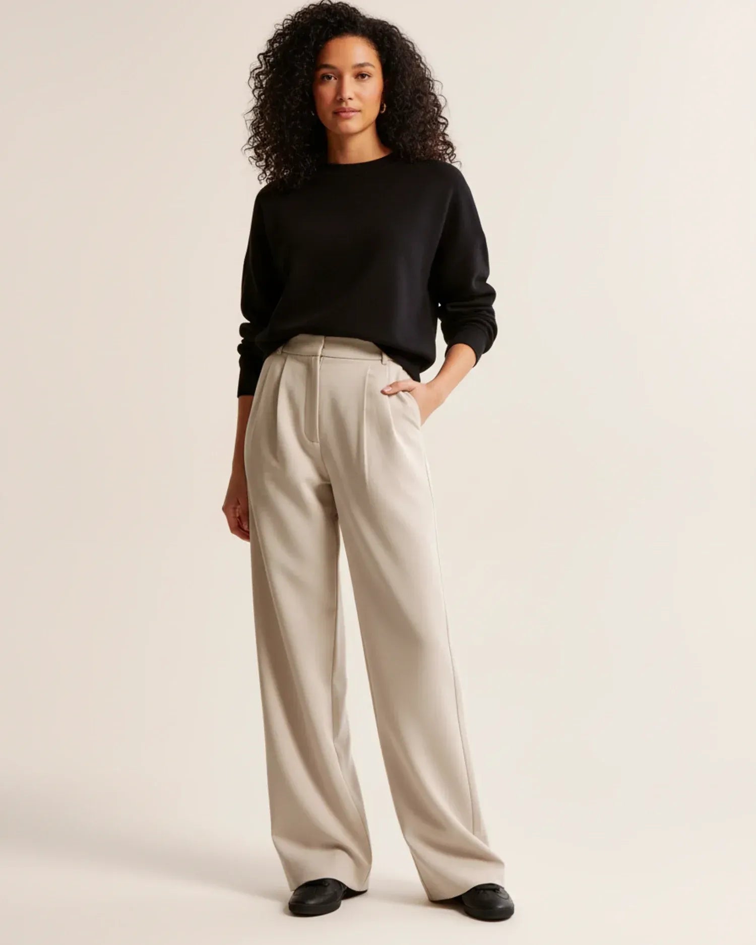Wide-leg pantalon met hoge taille en subtiele plooien