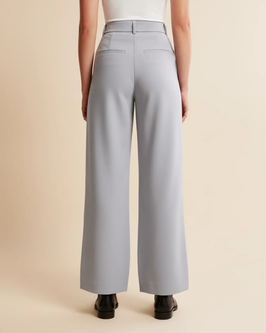 Wide-leg pantalon met hoge taille en subtiele plooien