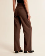 Wide-leg pantalon met hoge taille en subtiele plooien