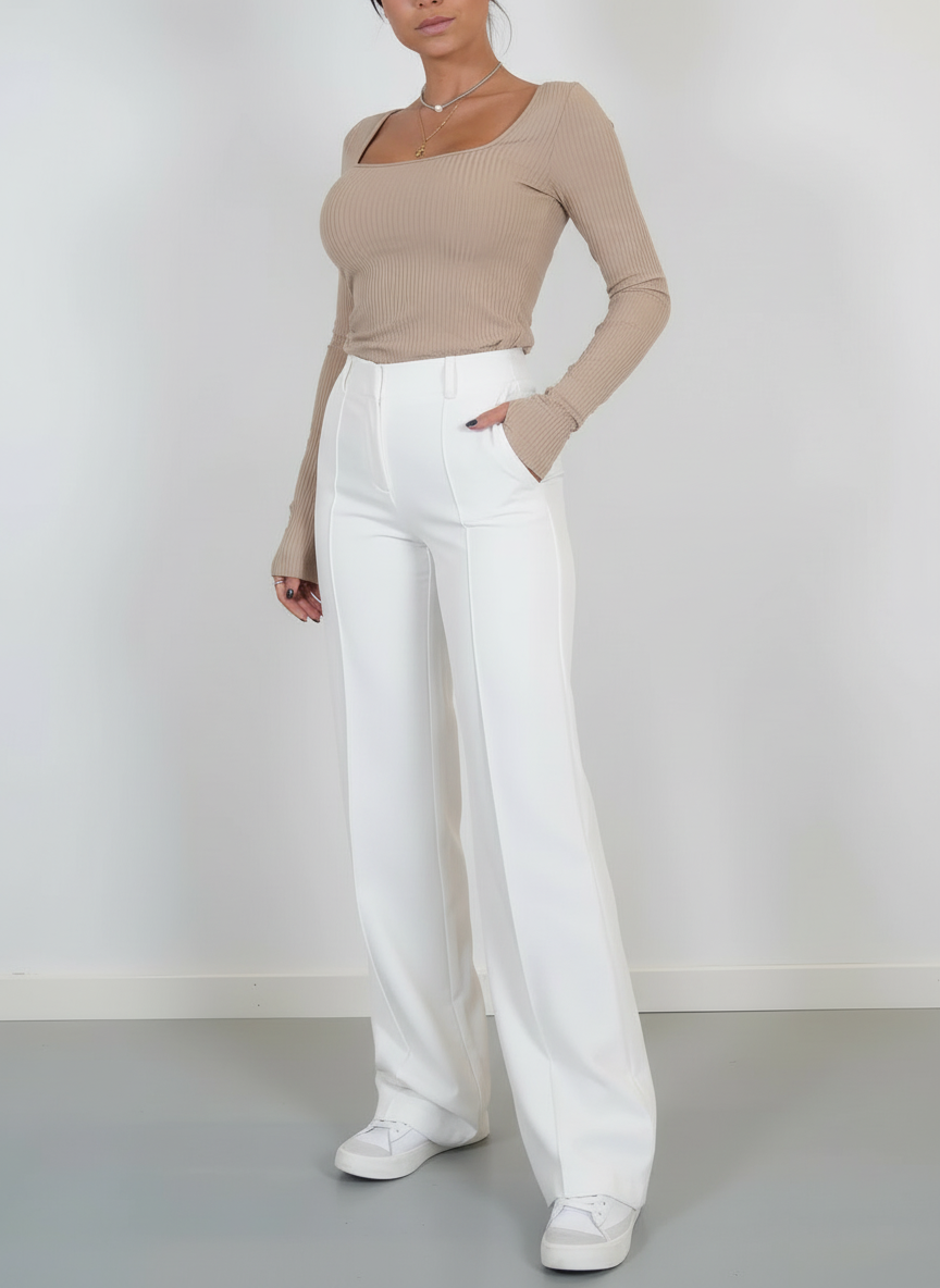 Rechte pantalon met hoge taille en soepele val