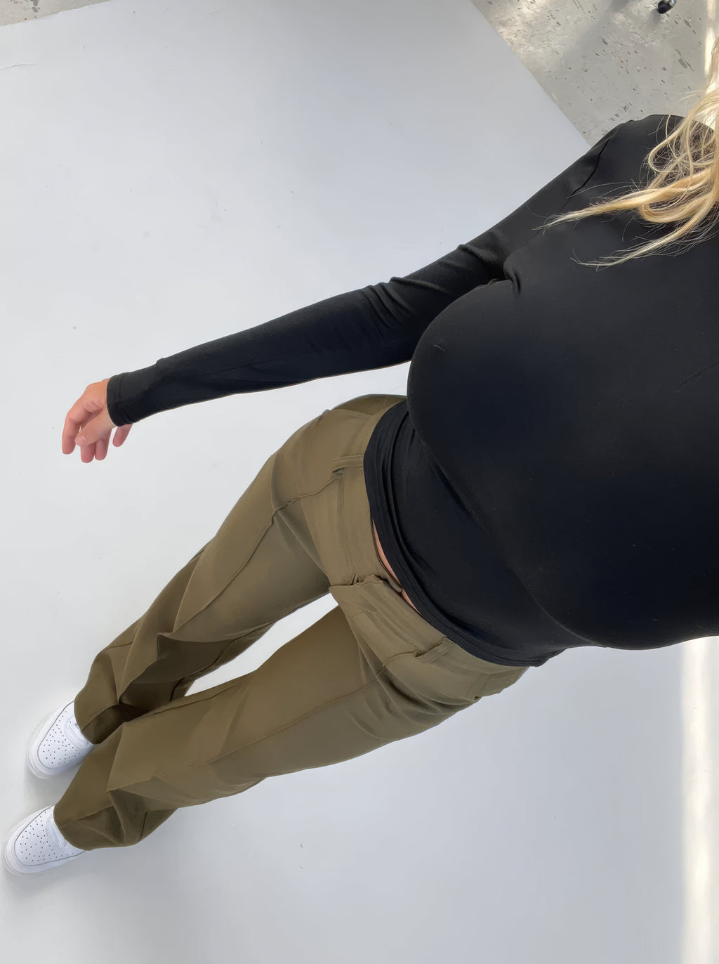 Rechte pantalon met hoge taille en soepele val