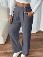 Pantalon met hoge taille en decoratieve knoopdetails