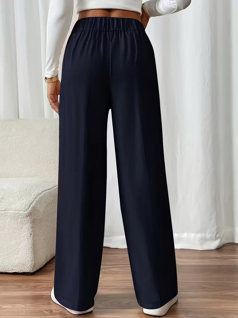 Pantalon met hoge taille en decoratieve knoopdetails