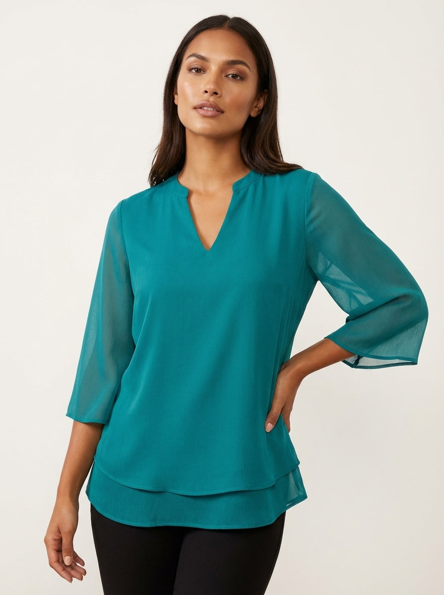 Luchtige chiffon blouse met V-hals in turquoise