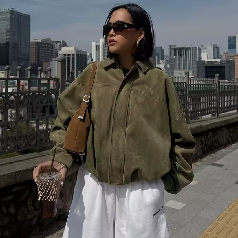 Suède jasje met oversized pasvorm en knoopsluiting