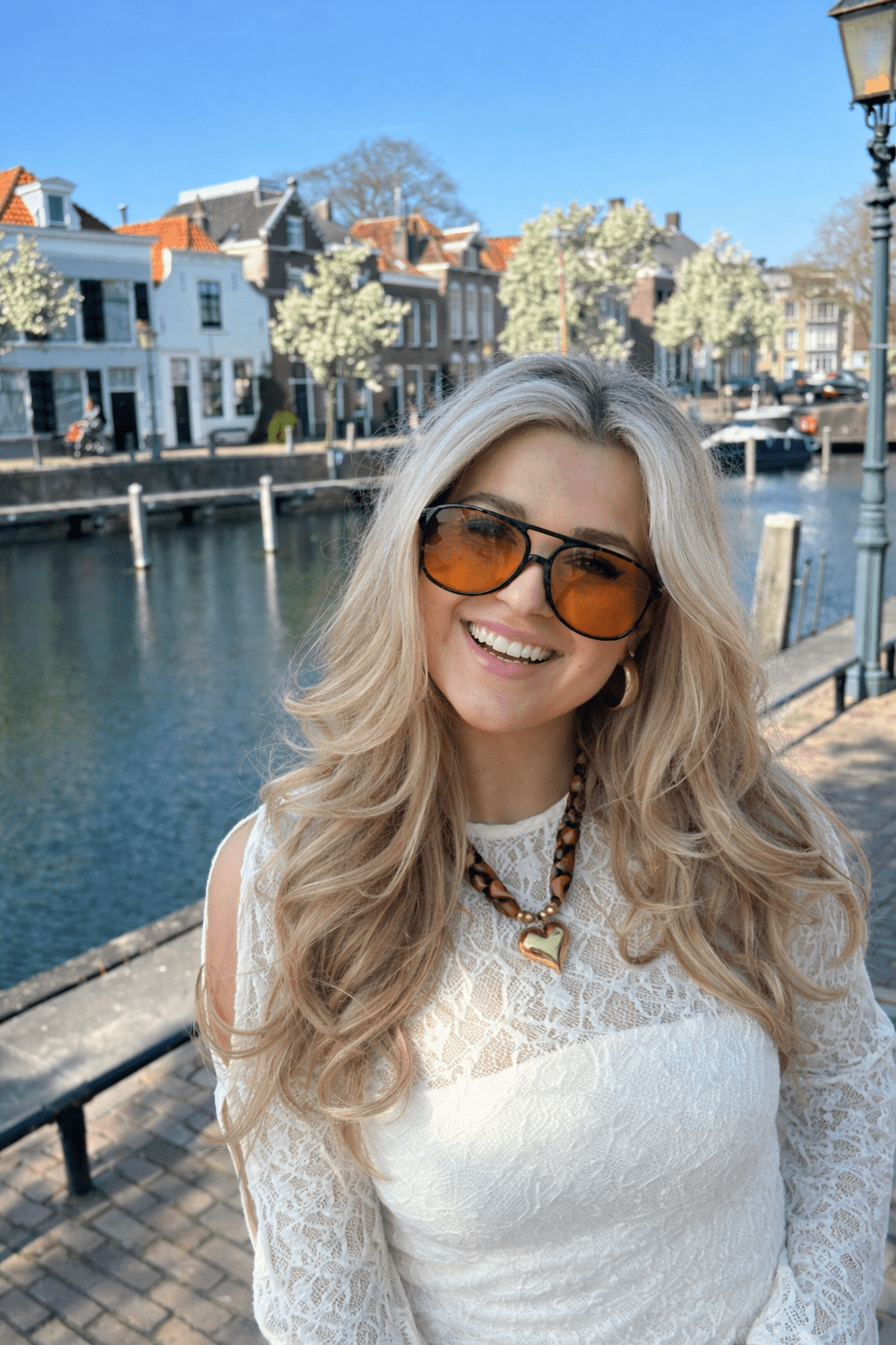 Aviator zonnebril met oranje glazen voor dames in oranje