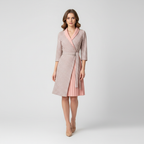 Blazerjurk met ceintuur en geplooide rok voor dames in roze beige