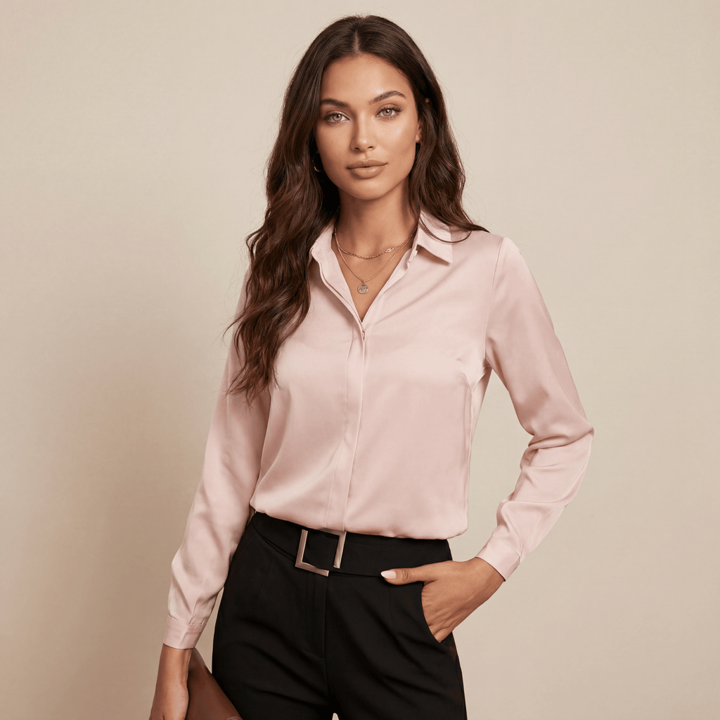 Elegante blouse met knoopsluiting en klassieke kraag in licht roze