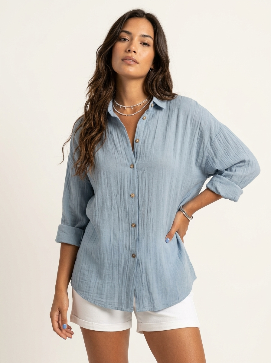Luchtige blouse met knoopsluiting en kraag in blauw