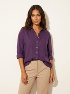 Blouse met oversized pasvorm en klassieke kraag voor dames in paars