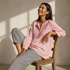 Blouse met plooien en ronde hals in roze