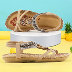Bohemian sandalen met kralen en hangers in mahonie bruin