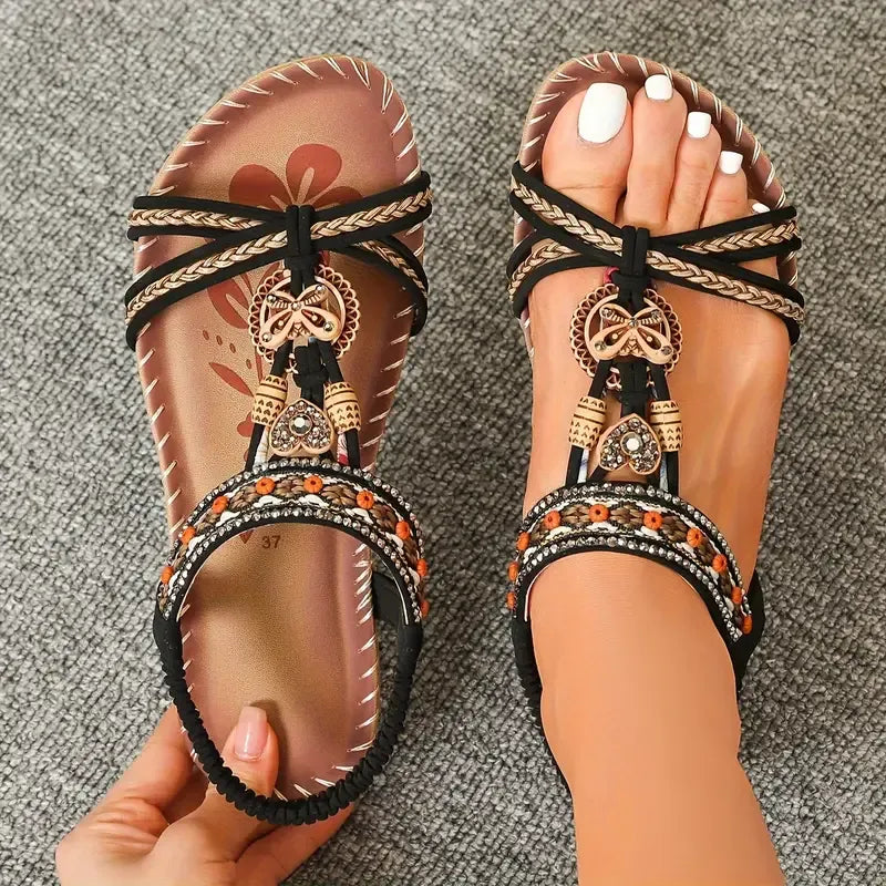 Bohemian sandalen met kralen en hangers in licht zwart