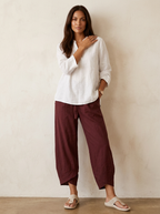 Broek met losvallende pijpen en elastische taille in rood