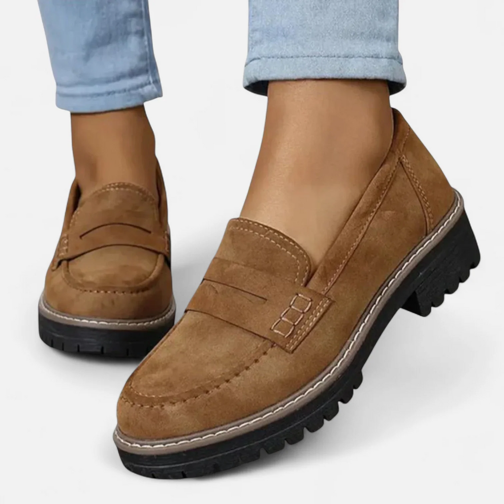 Chunky loafers met robuuste zool en comfortabele pasvorm in bruin