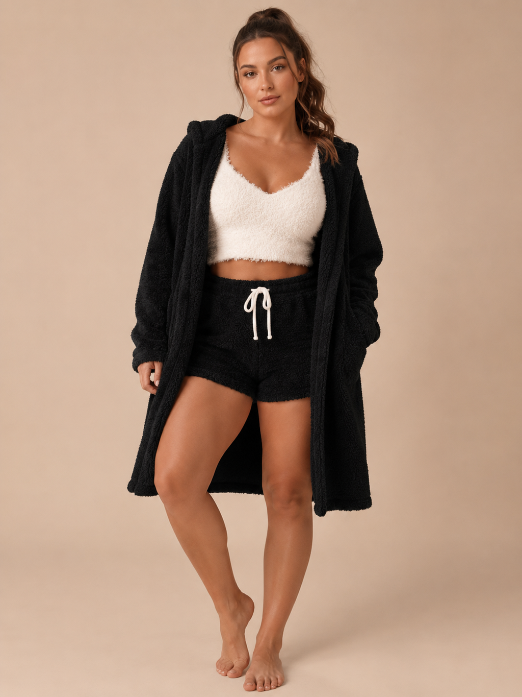 Driedelige pyjamaset met crop top, vest en short voor dames in zwart