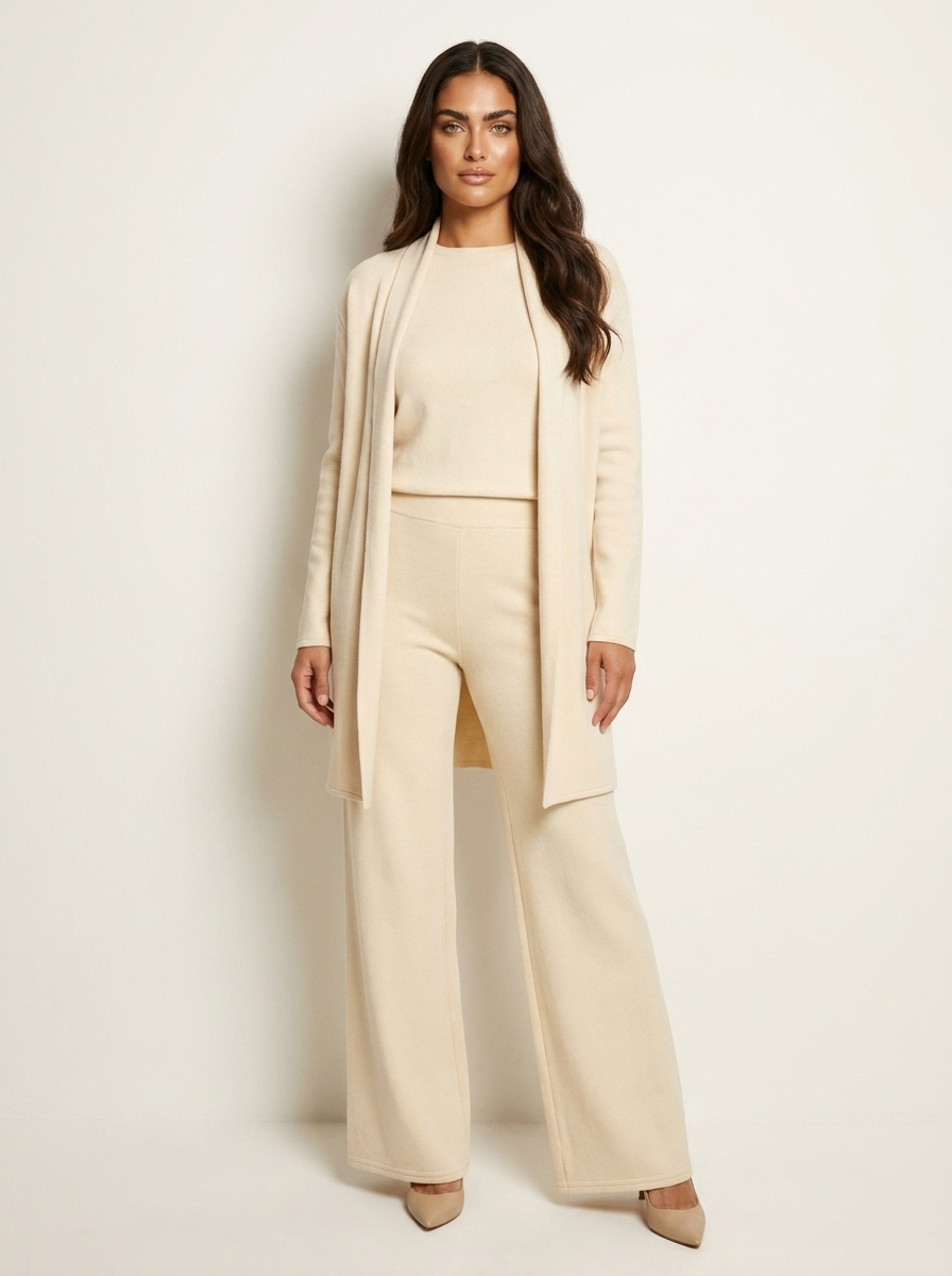 Driedelige set met lang vest en wijde broek voor dames in wit