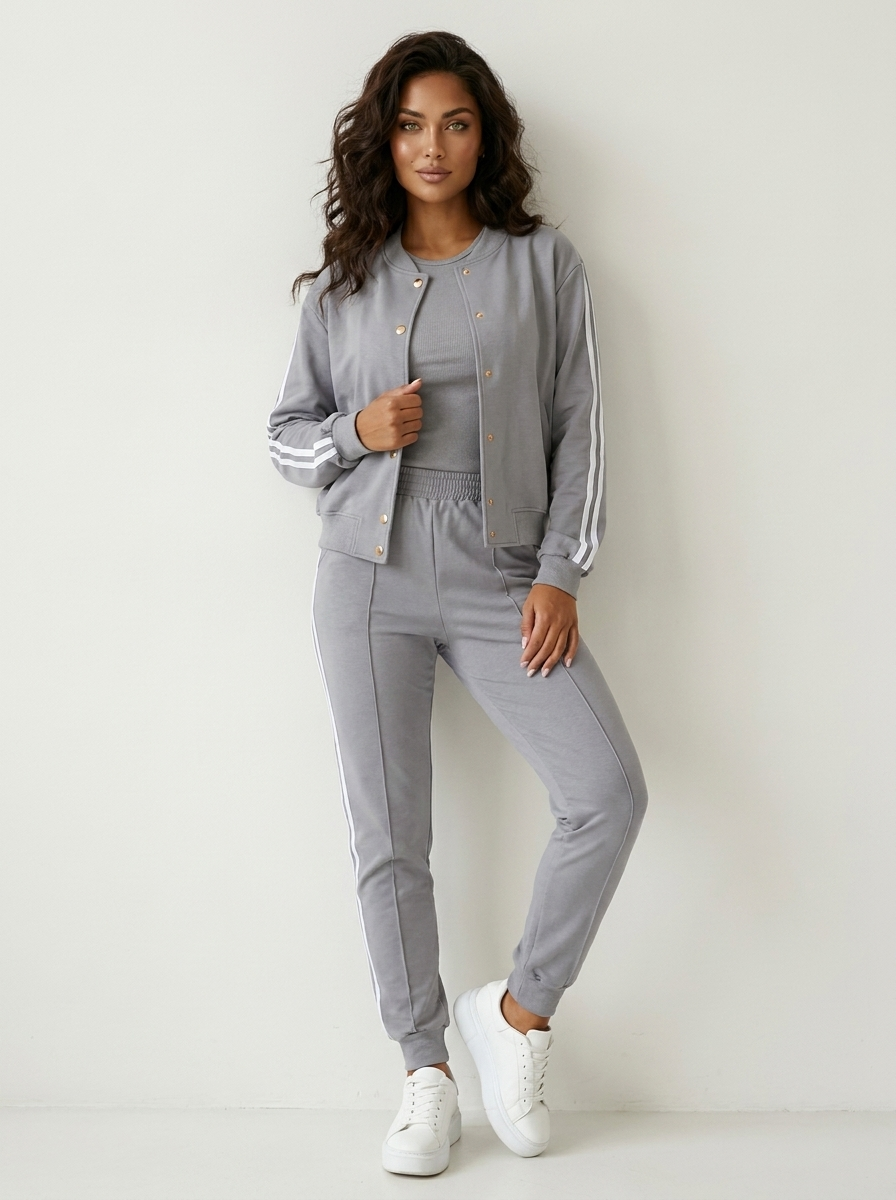 Driedelige set met vest, top en broek voor dames in grijs