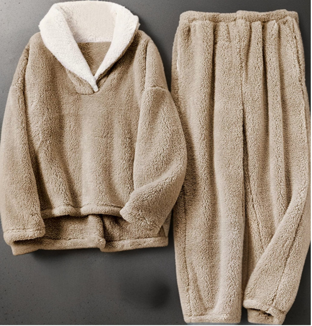 Fleece pyjamaset met ronde hals en elastische tailleband voor dames in khaki