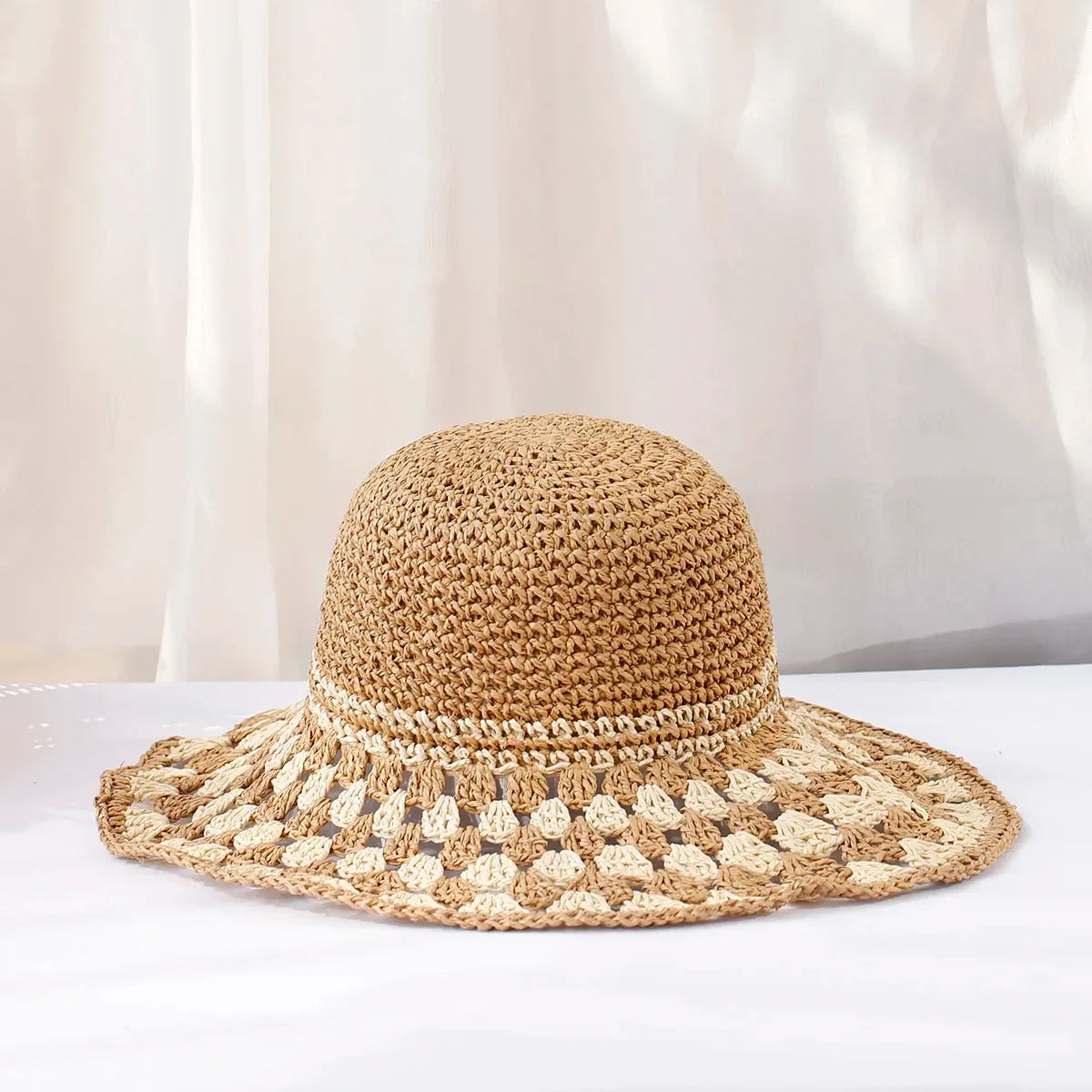 Gehaakte hoed met boho detail voor dames in bruin
