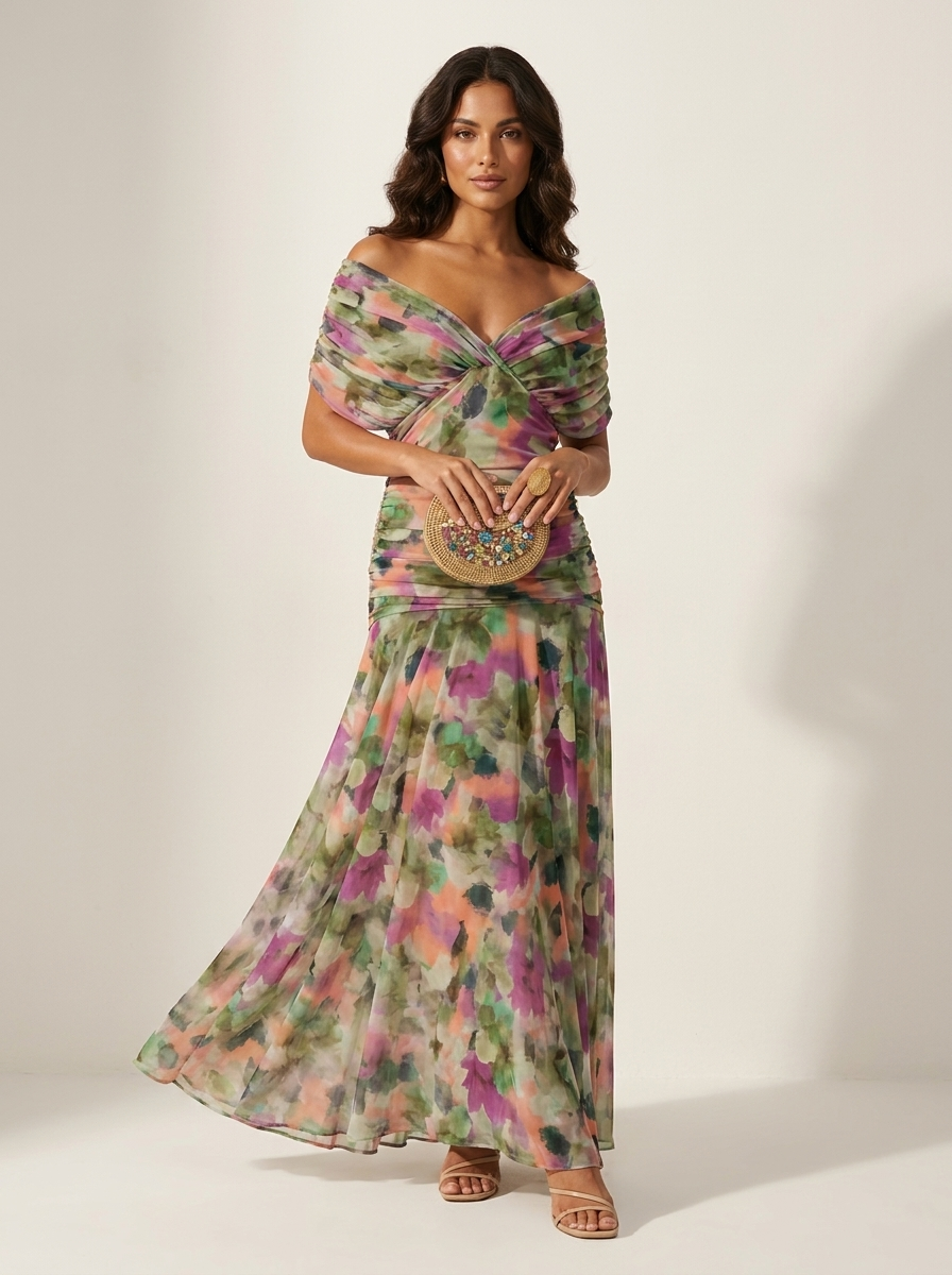 Geplooide maxi avondjurk met elegante halslijn in groen en lila