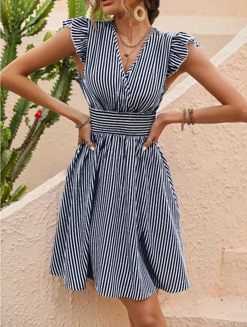 Gestreepte zomerjurk met smocked taille voor dames
