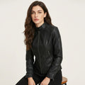 Getailleerd jack met leerlook voor dames in zwart