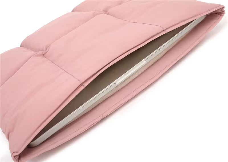 Gewatteerde laptophoes met zachte binnenvoering voor dames