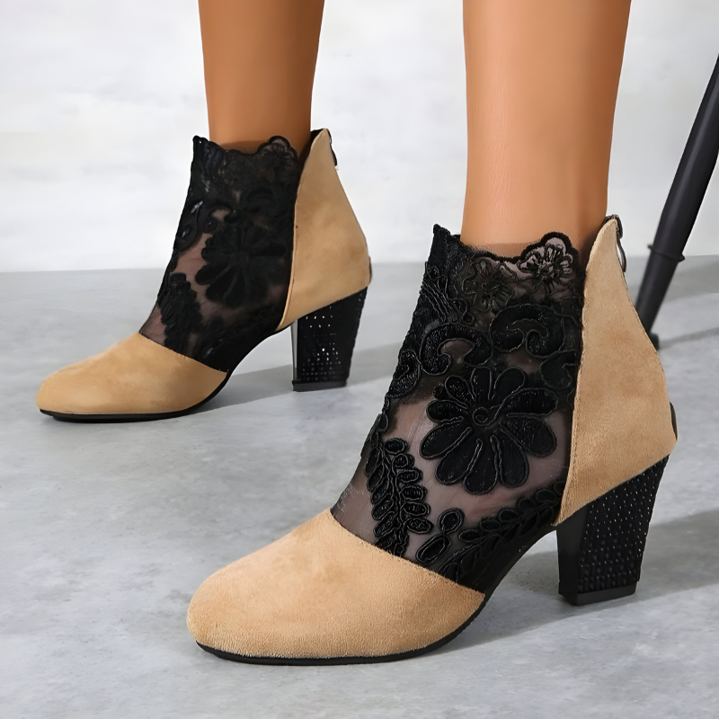 Hakken met brede neus en gedempte binnenzool voor dames in beige