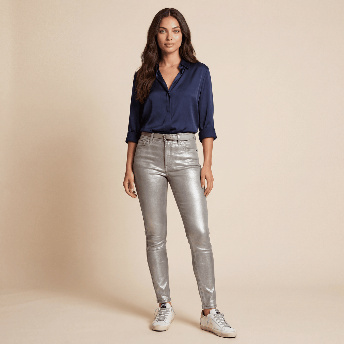 High waist jeans met subtiele glans