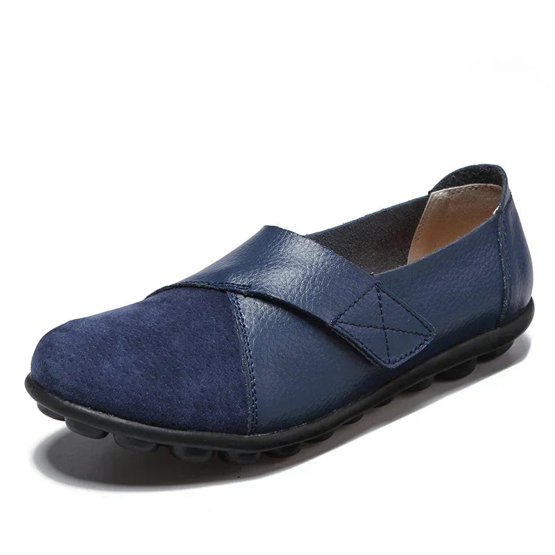 Instappers met zacht bovenwerk en retro details in blauw