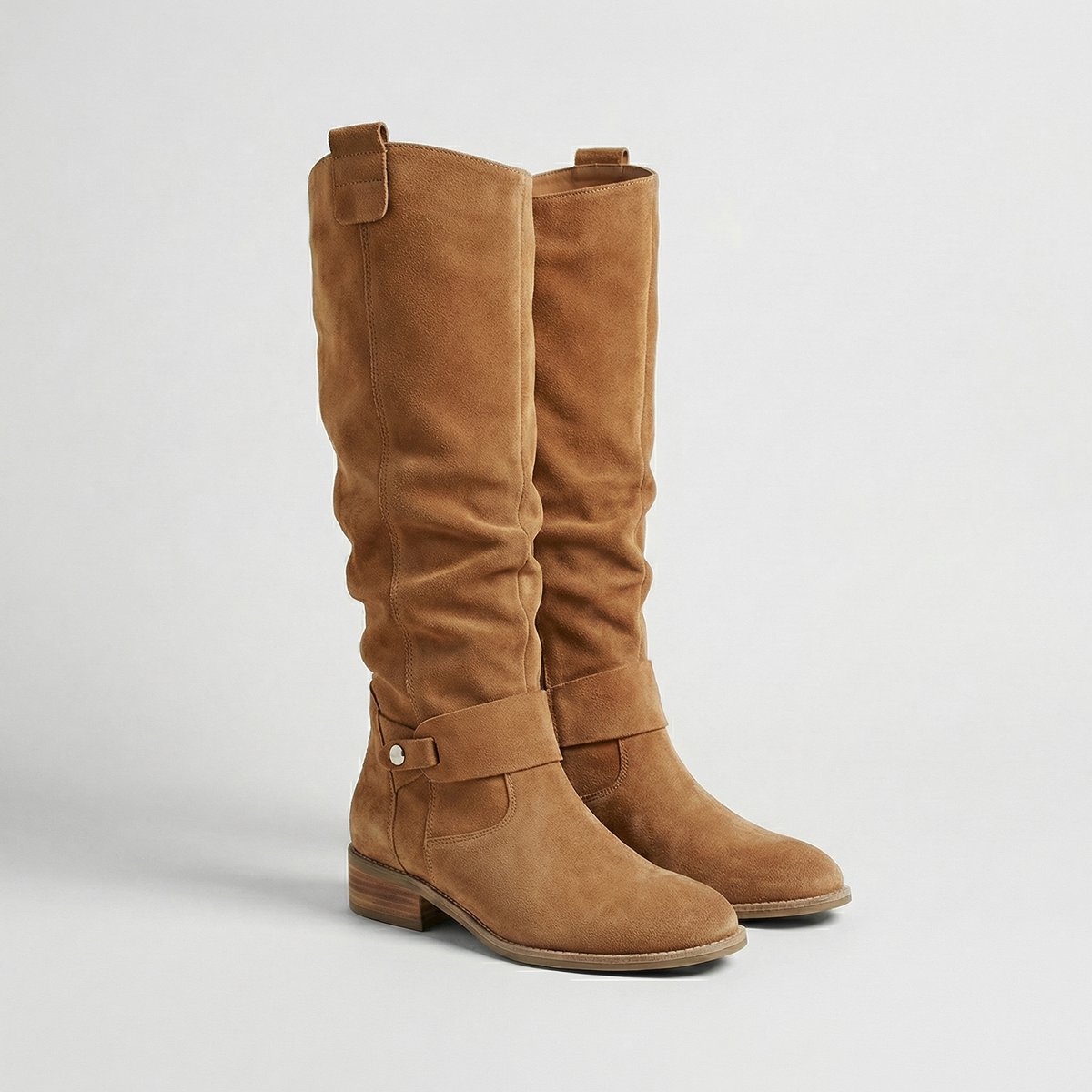 Knielaarzen met lage hak en suede-look voor dames in lichtbruin