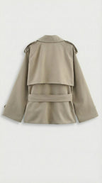 Korte trenchcoat met ceintuur en stormflap voor dames