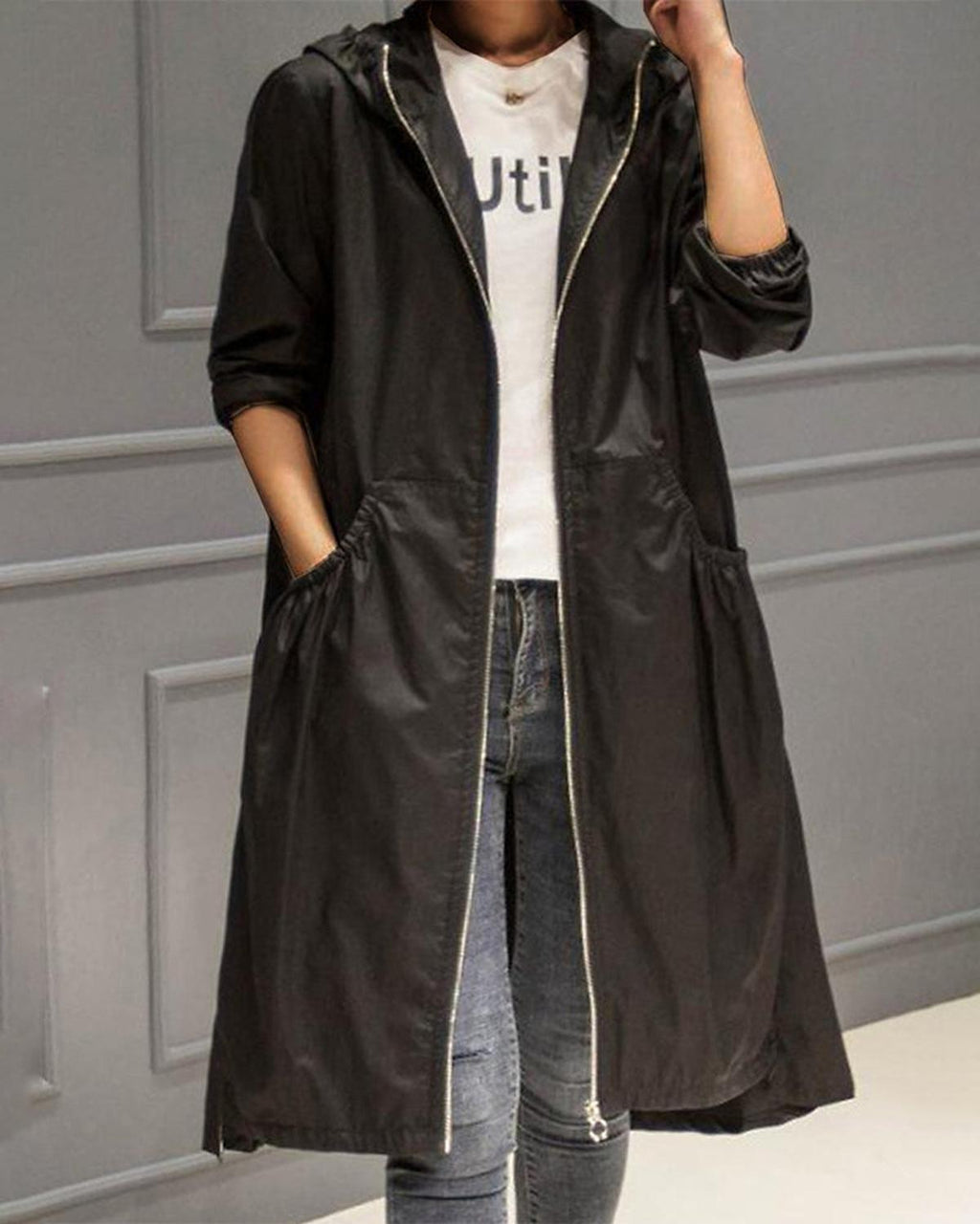Lange trenchcoat met capuchon en knoopsluiting voor dames in zwart