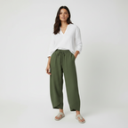 Licht ingekorte broek met stretch in groen