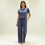 Loungeset met T-shirt en relaxte broek voor dames in blauw