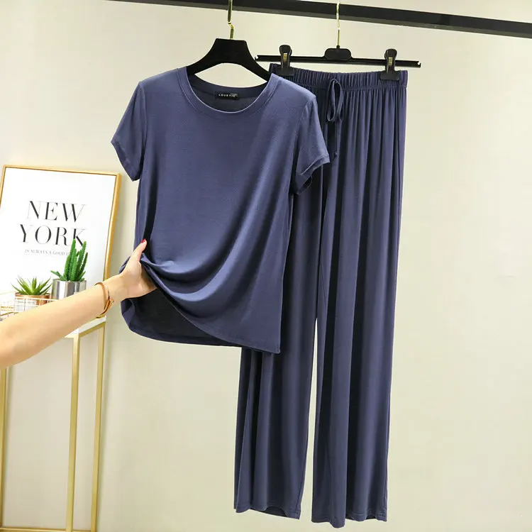 Loungeset met T-shirt en relaxte broek voor dames