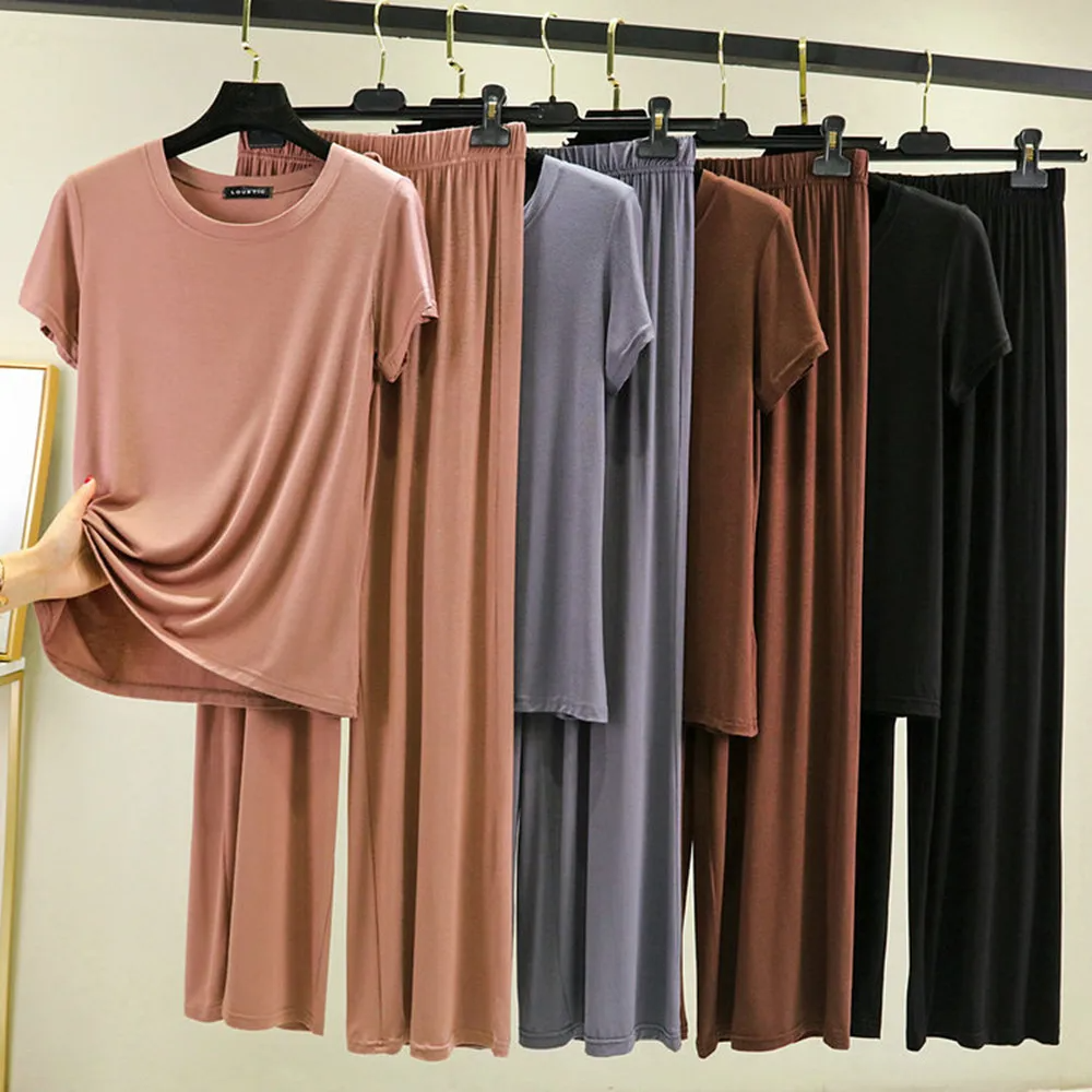 Loungeset met T-shirt en relaxte broek voor dames