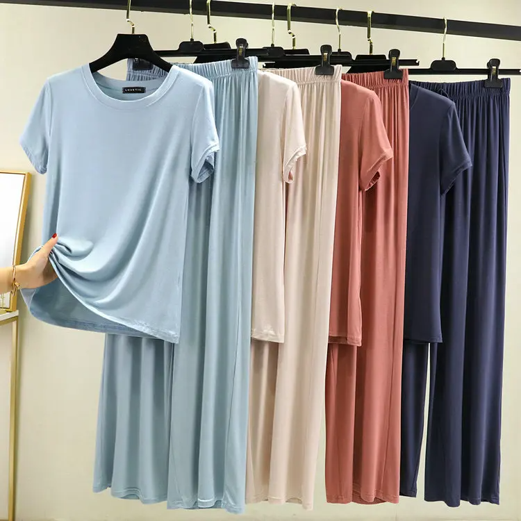 Loungeset met T-shirt en relaxte broek voor dames