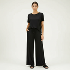 Loungeset met T-shirt en relaxte broek voor dames in zwart