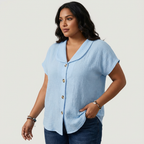 Luchtige blouse met knoopsluiting en korte mouwen voor dames in blauw