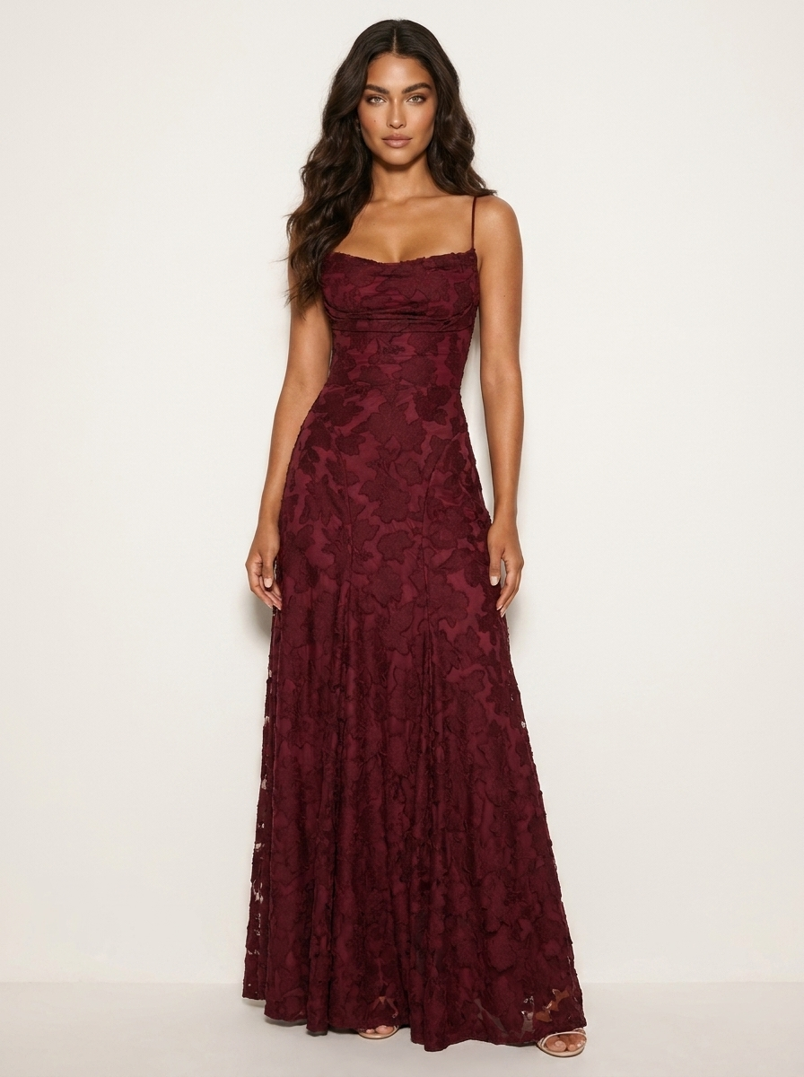 Maxi jurk met spaghettibandjes en bloemenjacquard voor dames in bordeaux