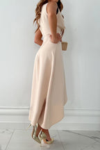 Maxi jurk met V-hals en asymmetrische rok voor dames in beige