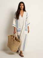 Maxi jurk met V-hals en bohemian details voor dames in beige-lichtblauw