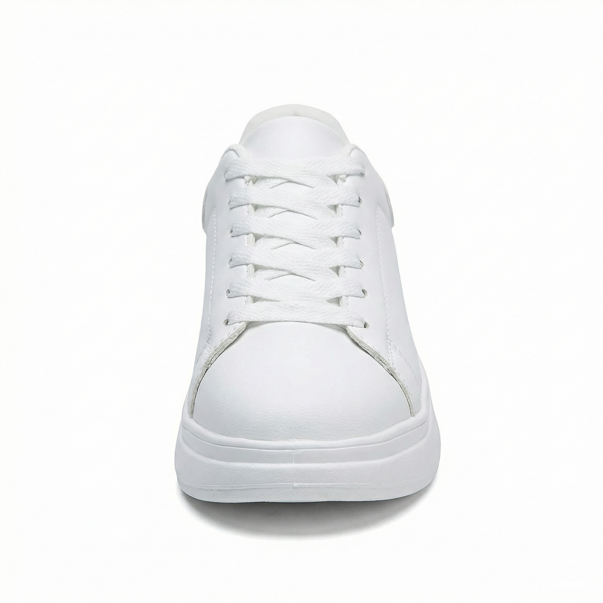 Minimalistische sneakers met soepele zool