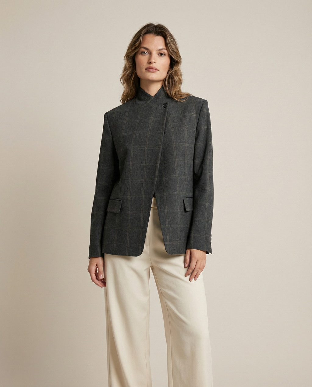 Oversized blazer met ruitdessin en asymmetrische sluiting voor dames