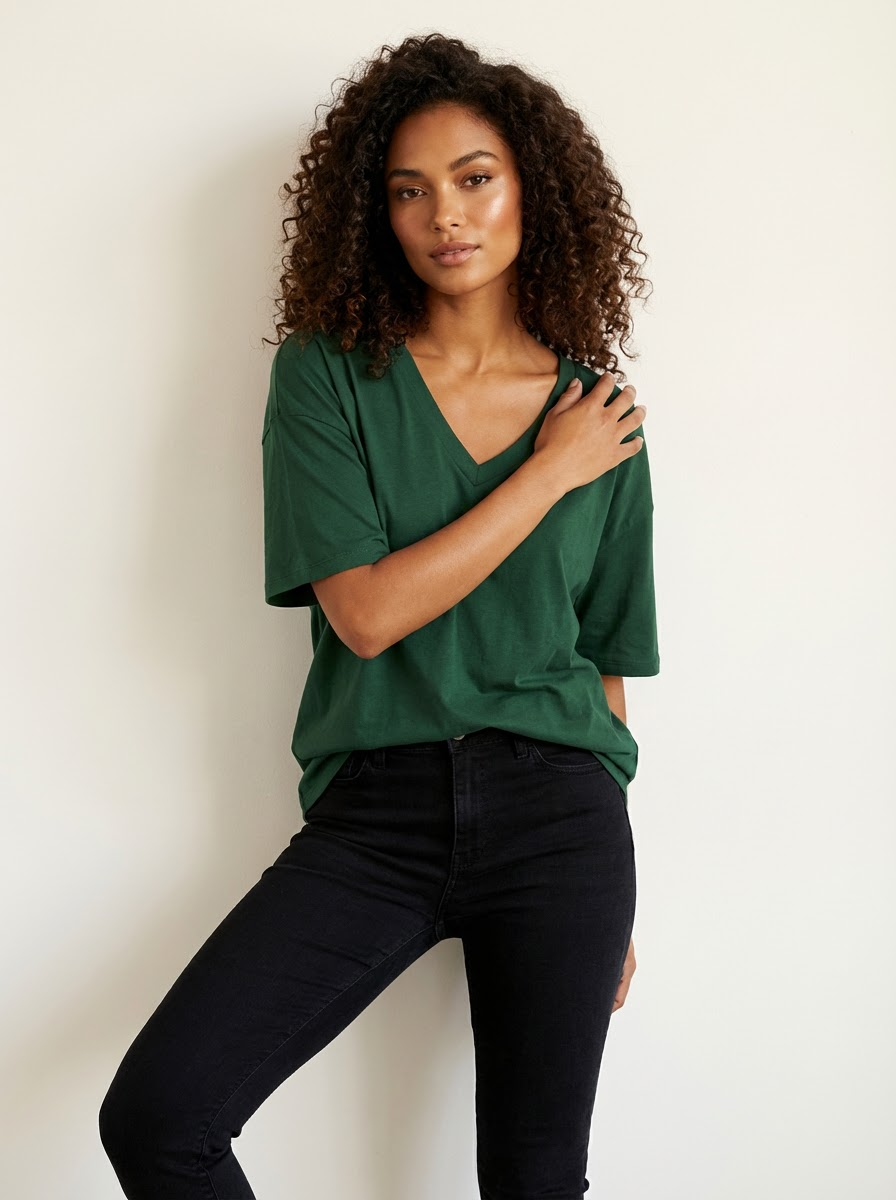 Oversized T-shirt met V-hals in groen