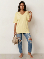 Oversized T-shirt met V-hals in lichtgeel
